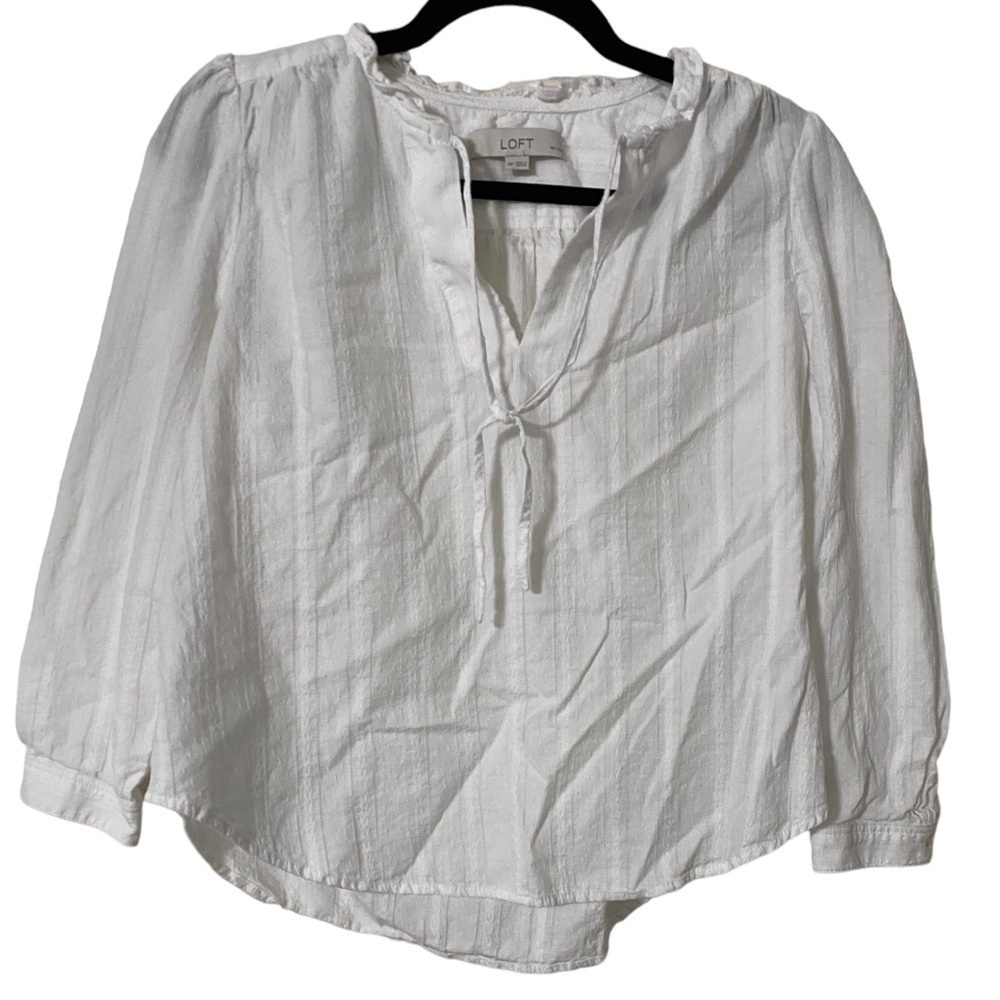 3/$25!💕 Ann Taylor Loft White Peasant Top Medium Petite